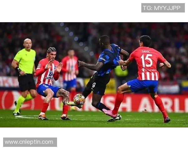 GALA卢锡安关键失误致队伍失利引发热议分析比赛背后的战术问题 GALA卢锡安关键失误致队伍失利引发热议分析比赛背后的战术问题